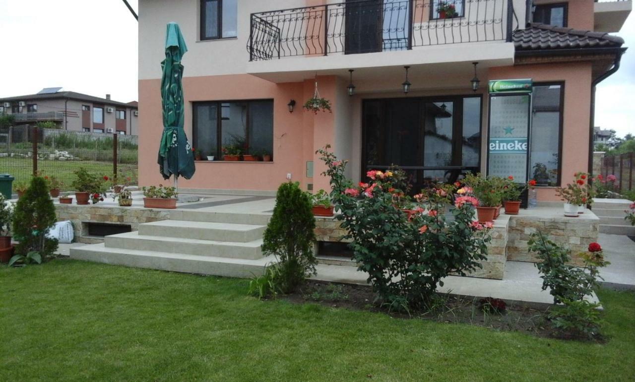 Hotel Vila "Livia" Techirghiol Exterior foto